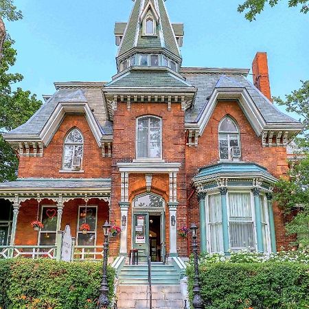 Hochelaga Inn Kingston Eksteriør bilde