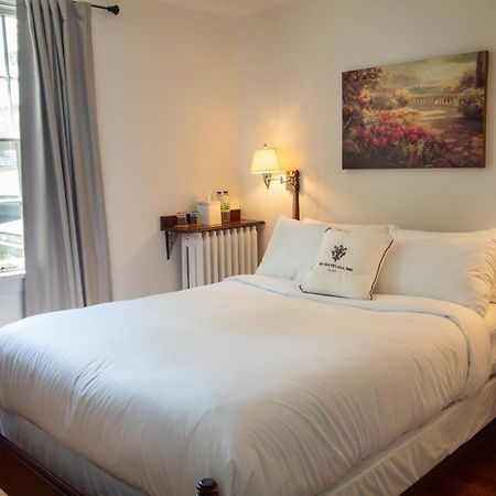 Hochelaga Inn Kingston Eksteriør bilde