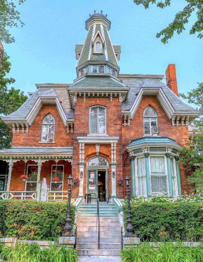 Hochelaga Inn Kingston Eksteriør bilde