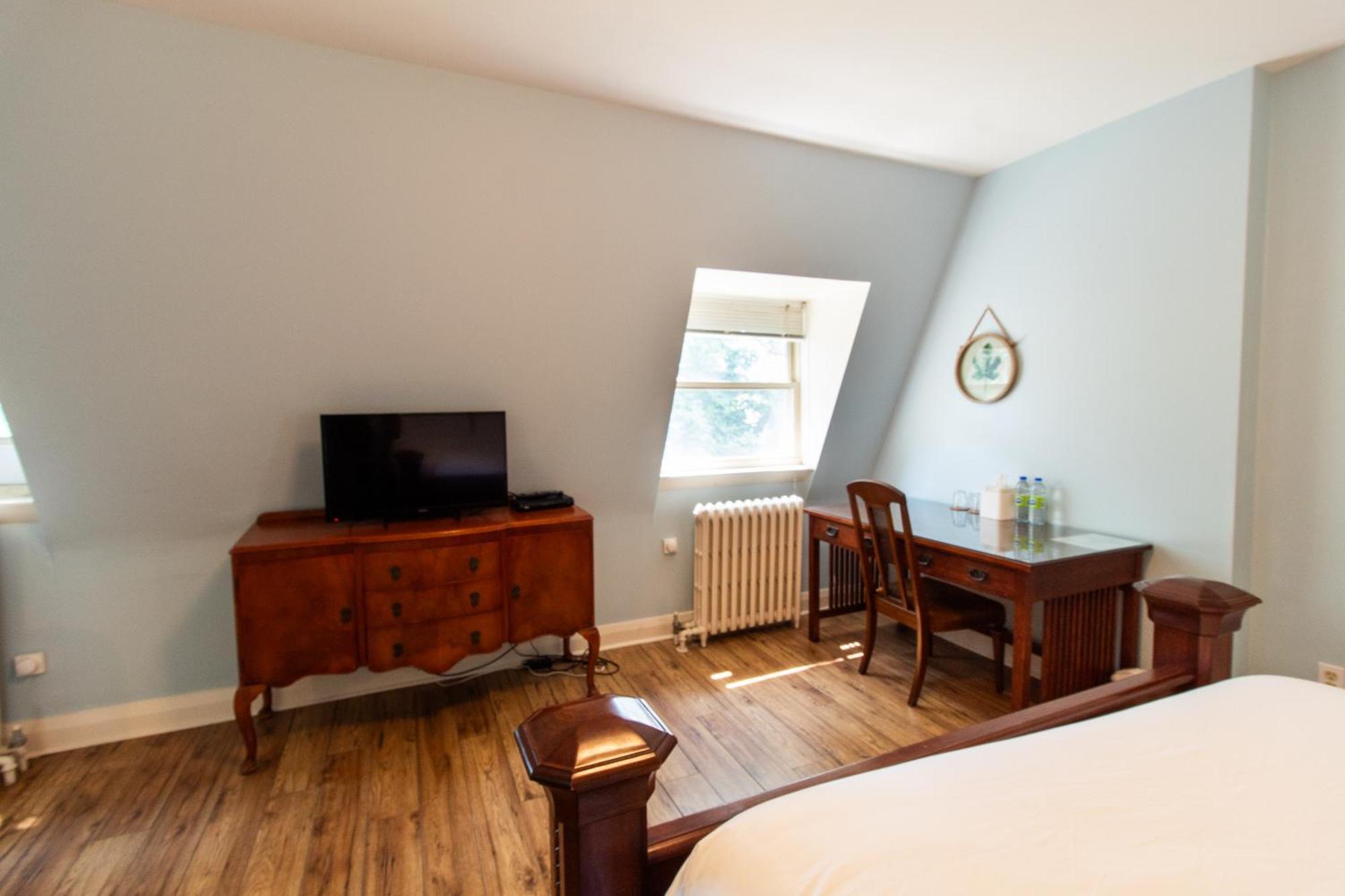 Hochelaga Inn Kingston Rom bilde